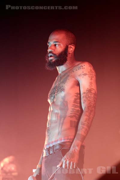 DEATH GRIPS - 2012-11-03 - PARIS - Grande Halle de La Villette - 